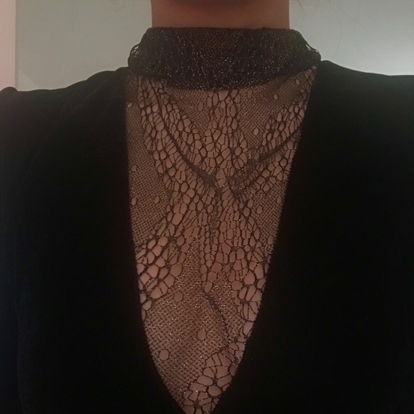 Elegant Sexy Black Velvet Motel Dress - Picture 4 of 5